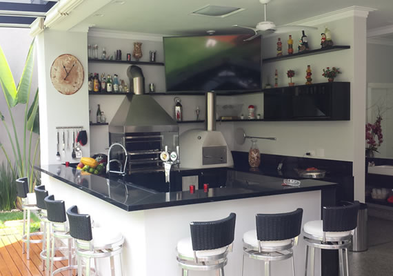 Demolição do antigo espaço gourmet, criação de layout e execução da reforma - Tamboré 02 - Alphaville.